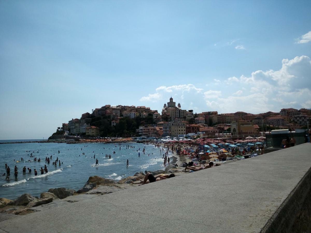 Isola Di Man Apartment Imperia Luaran gambar